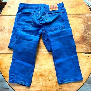 Beat Up Levi’s, cobalt blue, 32 x 34